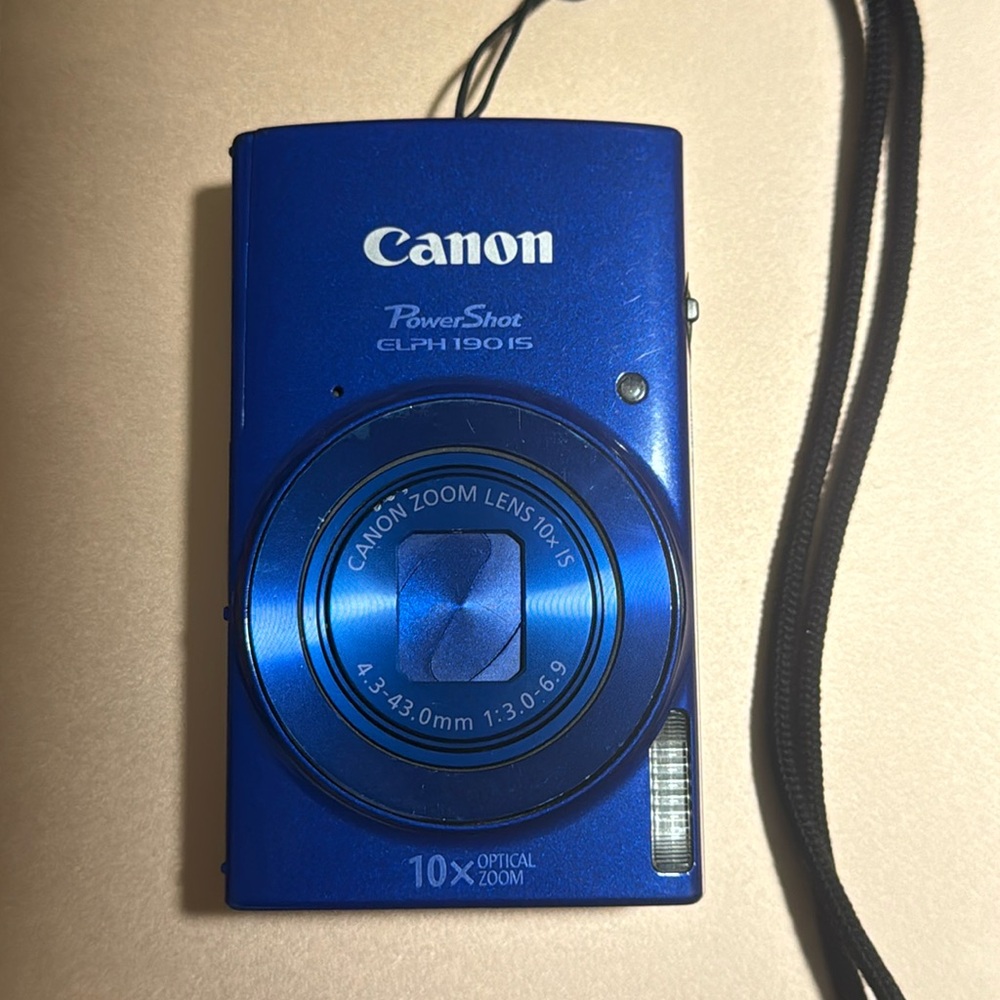 Canon Powershot ELPH 190 IS Digital Camera